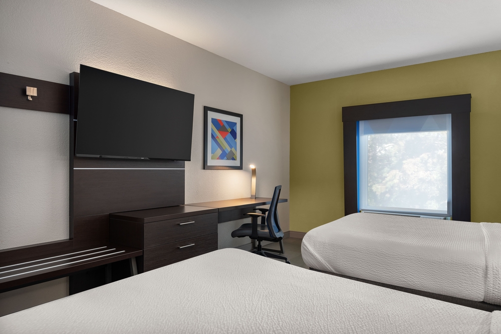 2 Bedroom Suite